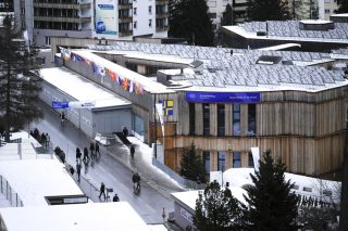 davos wef pagosmio oikonomiko forum